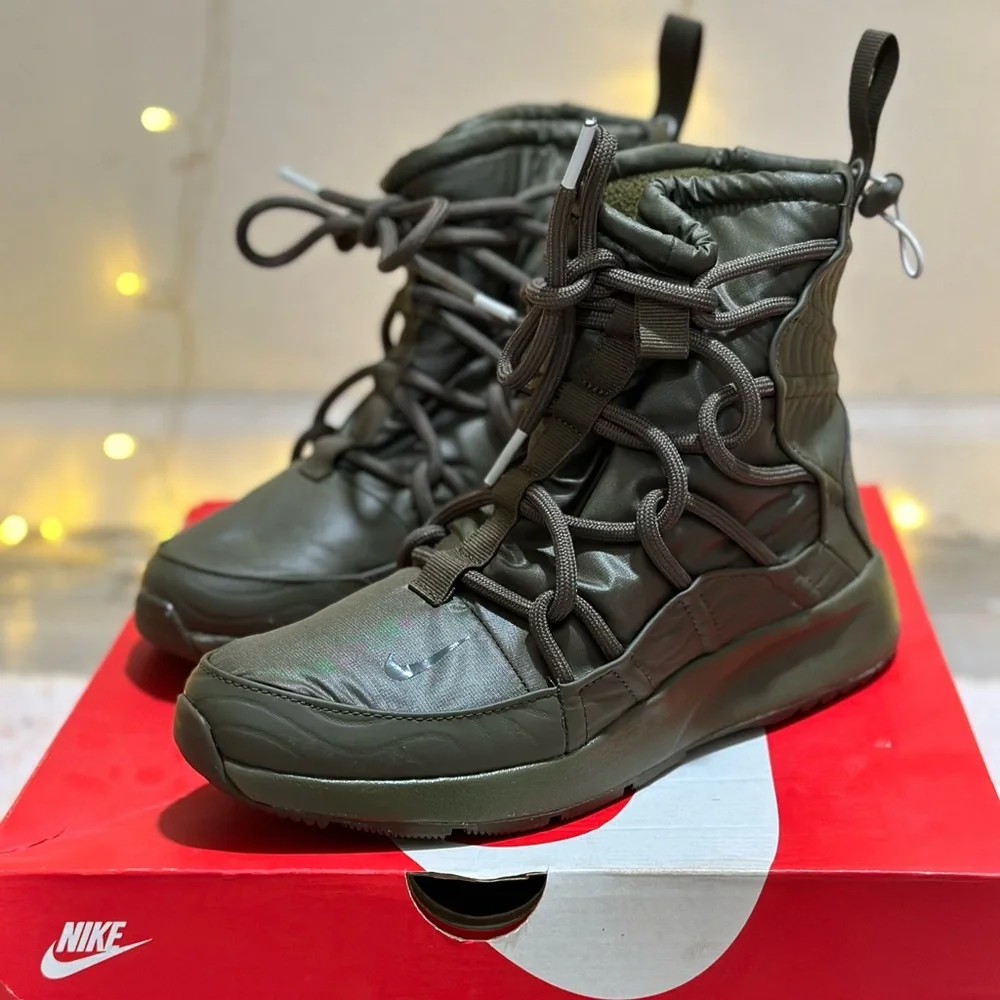 Nike Women's Tanjun High Rise Olive Green Sneaker Boot - Picture 1 of 6